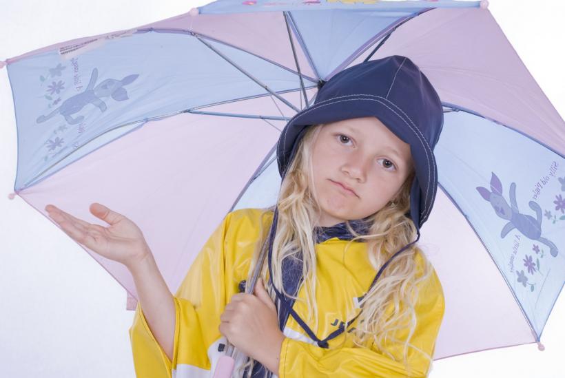 Frig și ploi până la sfârșitul lunii aprilie 2024. Când se întoarce primăvara în România? 18894945