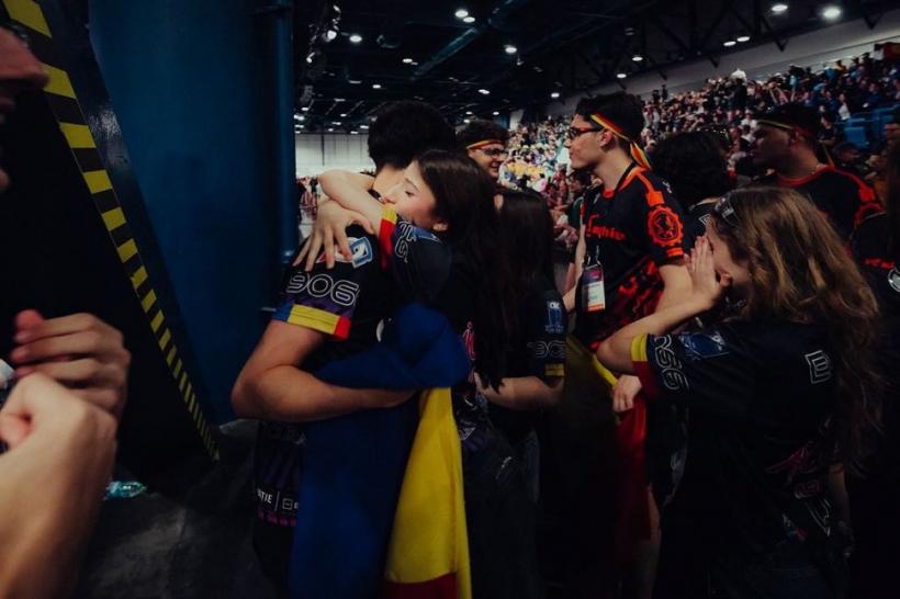 Performanță românească. Elevii din Focșani, campioni mondiali la robotică: „Viitorul chiar sună bine” 18895291