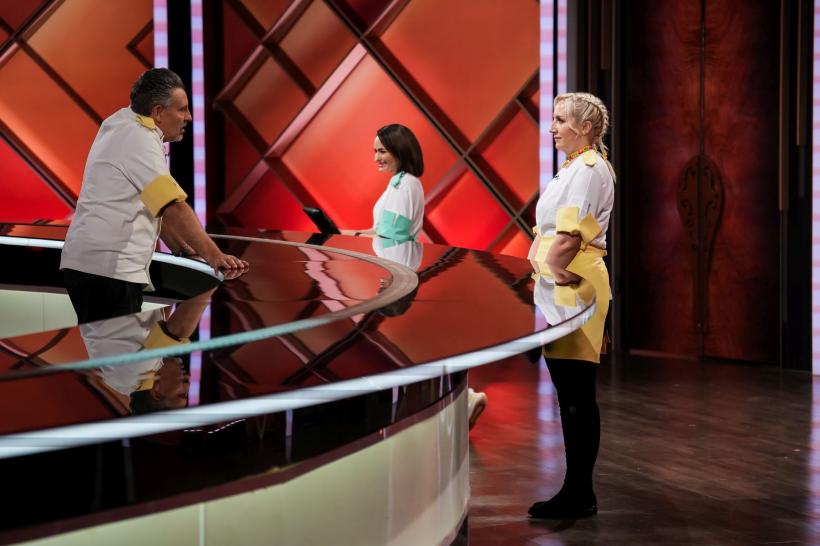 Cel dintâi battle de la Chefi la cuțite, câștigat de echipa lui Chef Richard Abou Zaki. Confruntare tensionată diseară: primele două amulete ale sezonului, lansate în joc 18895539