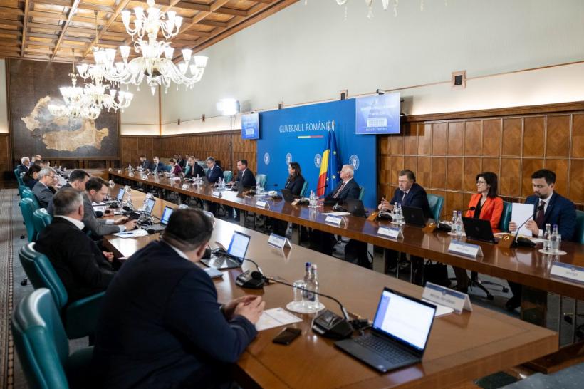 Pe modelul Legii „Anastasia”, doi social-democrați vor doar închisoare cu executare pentru trafic de persoane 18895392