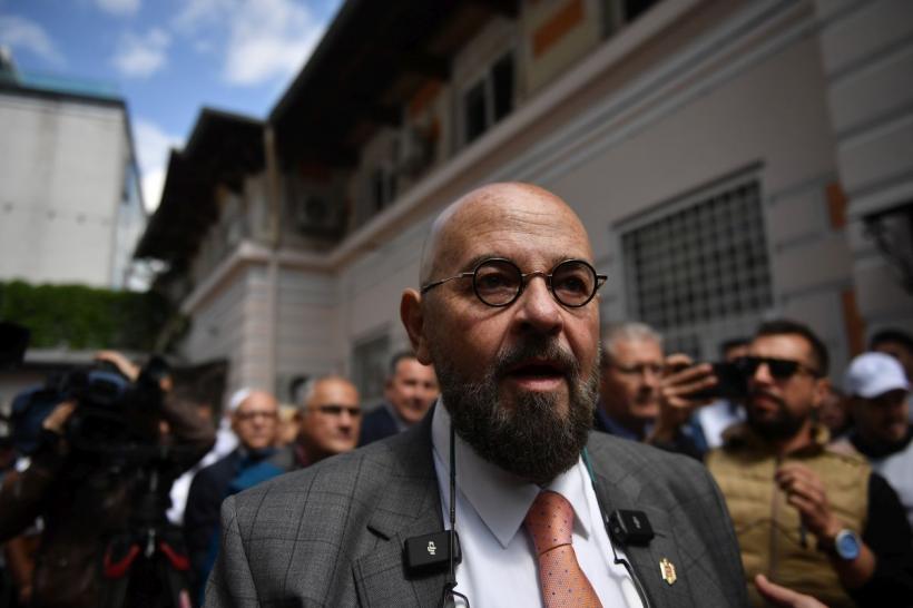 PSD și PNL și-au retras candidatul comun, merg separat la Primăria Capitalei și îl ajută pe Nicușor Dan să mai câștige un mandat. Piedone: E blat politic! 18895551