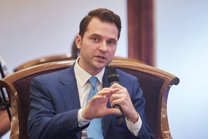 Ca să-l detroneze pe Nicușor, Piedone ar trebui s-o bată pe Firea cu 9 la 1. Cum se împart electoratele în București 18895751