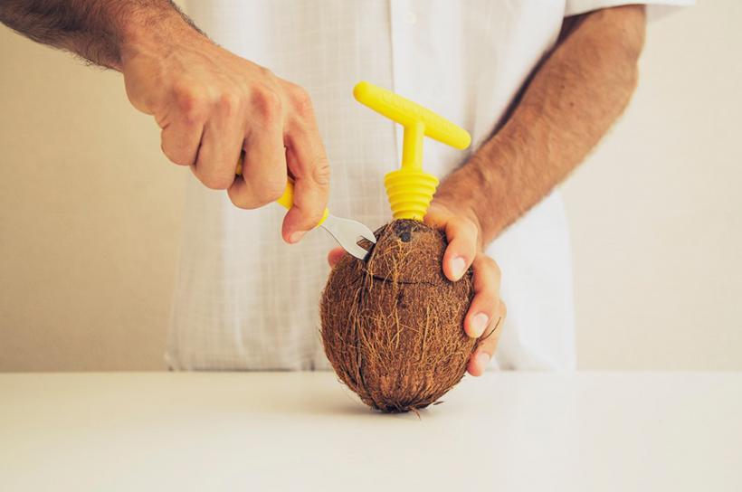 Beneficiile uleiului de cocos asupra sănătății. De ce să îl consumi pe stomacul gol