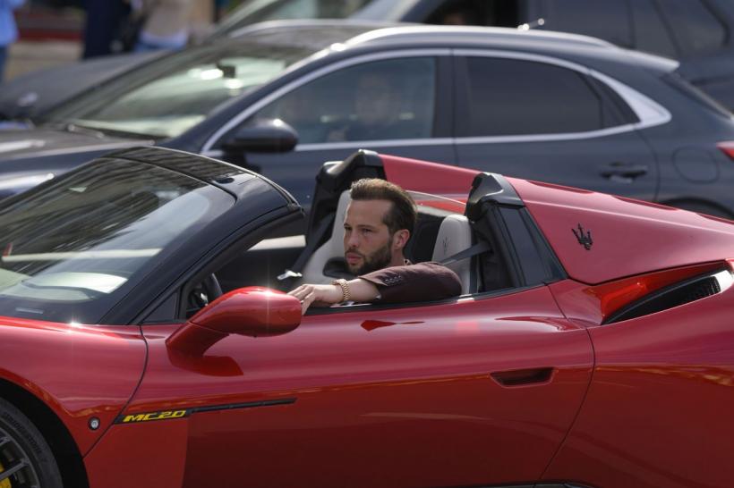 Andrew și Tristan Tate, surprinși la Pelerinajul de Florii din București 18896319