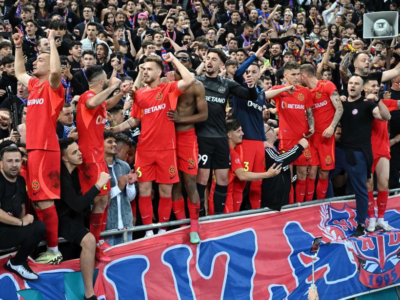 FCSB a câștigat, după 9 ani de așteptare, al șaselea titlu în Liga 1. Campioană avem, așteptăm retrogradatele 18896303