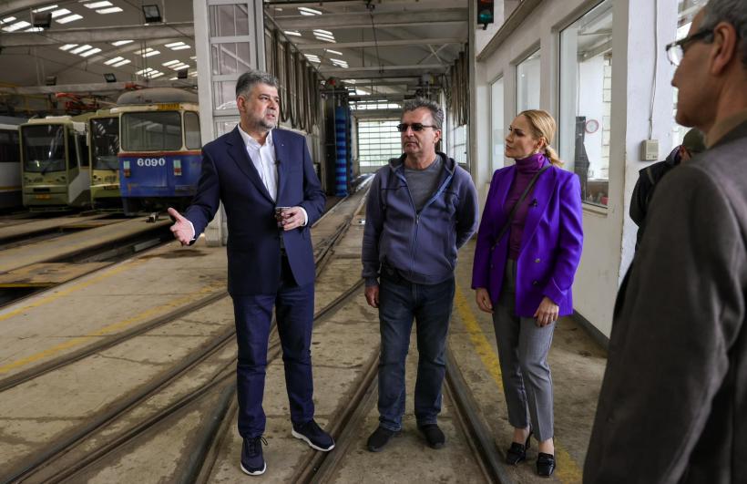 Marcel Ciolacu și Gabriela Firea au avut discuții cu angajații STB de Ziua Muncii: "Sunt oameni deschiși și harnici" 18896737