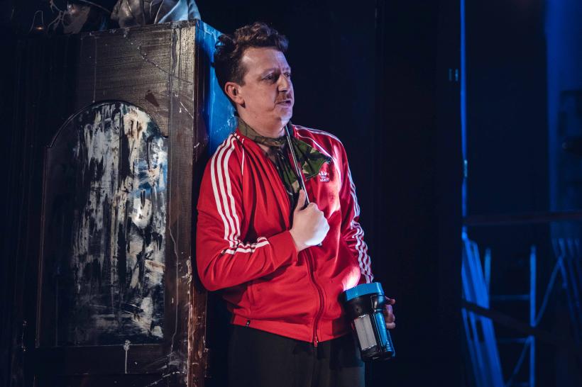 Premiera Teatrului de Comedie - O noapte furtunoasă 18896604