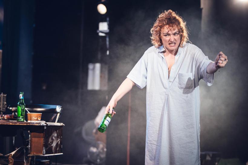 Premiera Teatrului de Comedie - O noapte furtunoasă 18896606