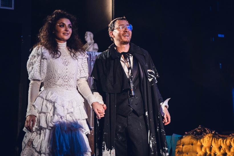 Premiera Teatrului de Comedie - O noapte furtunoasă 18896607