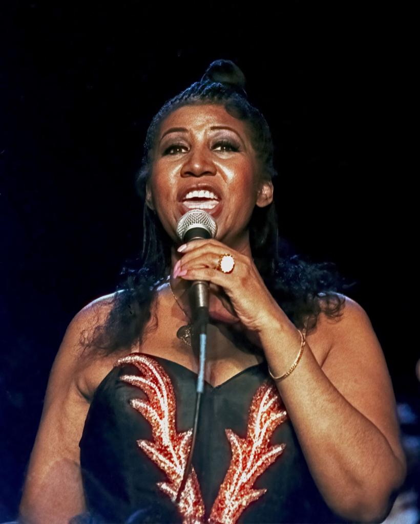 Mâncarea preferată a vedetelor. Ce mâncau în turnee Beatles, Rolling Stones sau Aretha Franklin 18897286