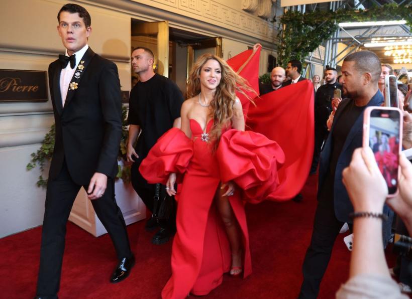 Met Gala 2024, cea mai strălucitoare petrecere de modă din lume. Cum au apărut Nicole Kidman, Shakira, Ariana Grande sau Meg Ryan 18897410