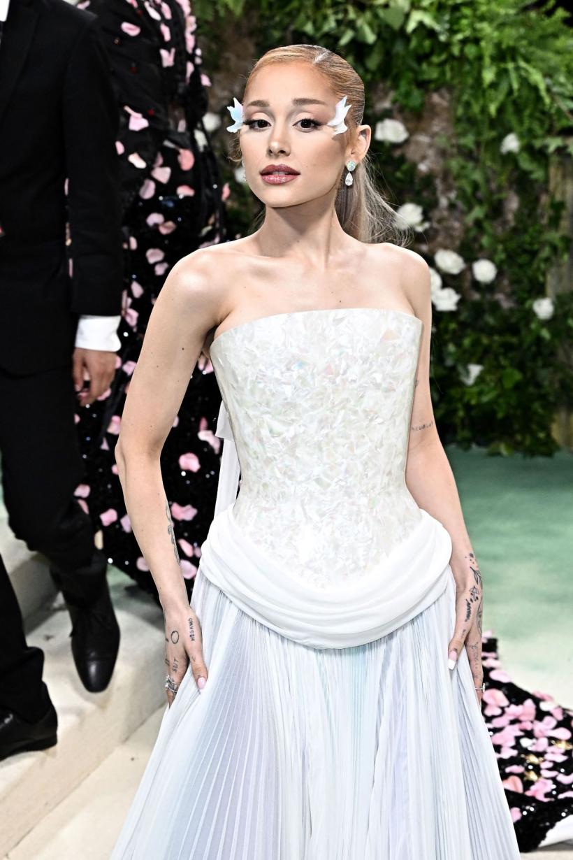 Met Gala 2024, cea mai strălucitoare petrecere de modă din lume. Cum au apărut Nicole Kidman, Shakira, Ariana Grande sau Meg Ryan 18897422
