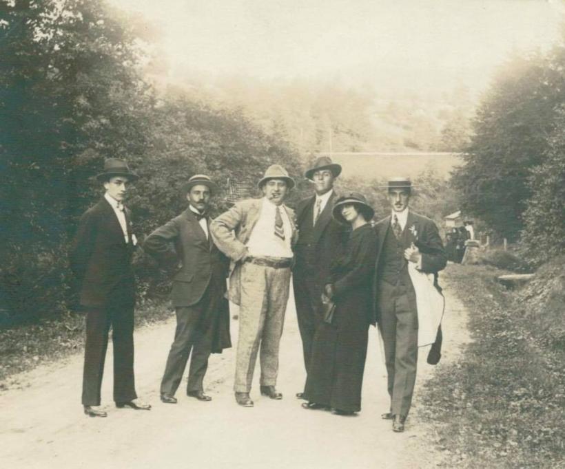 Claudia Millian, pasărea albastră a modernității noastre 18897488