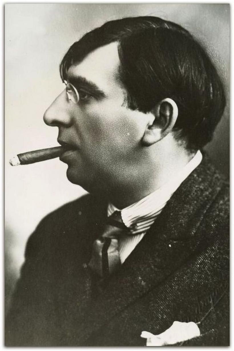 Claudia Millian, pasărea albastră a modernității noastre 18897490