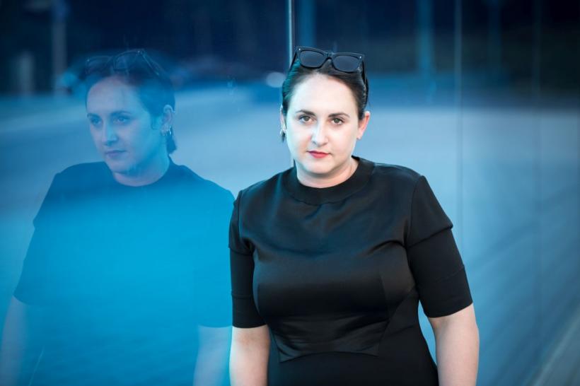 „Suntem aceiași oameni de acum 5.000 de ani: violenți, egoiști, refractari la nou!” Interviu cu scriitoarea Nino Haratischwili 18897495