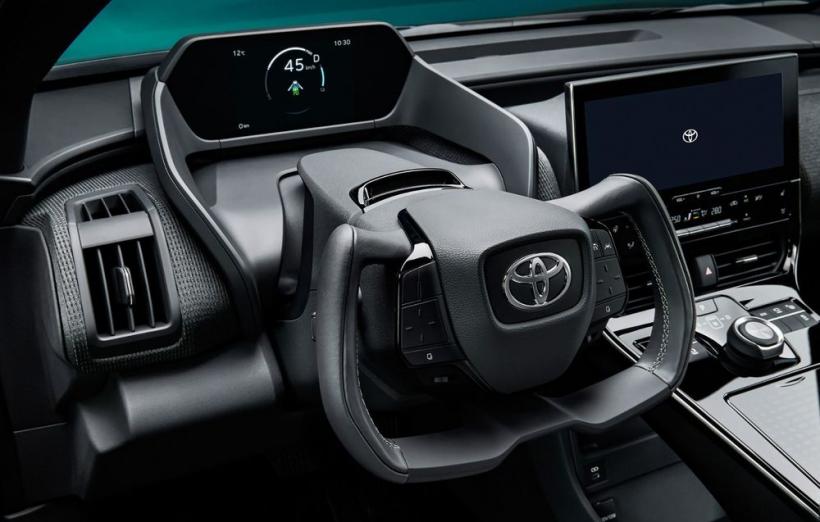 Toyota vrea să creeze maşina supremă cu inteligenţă artificială