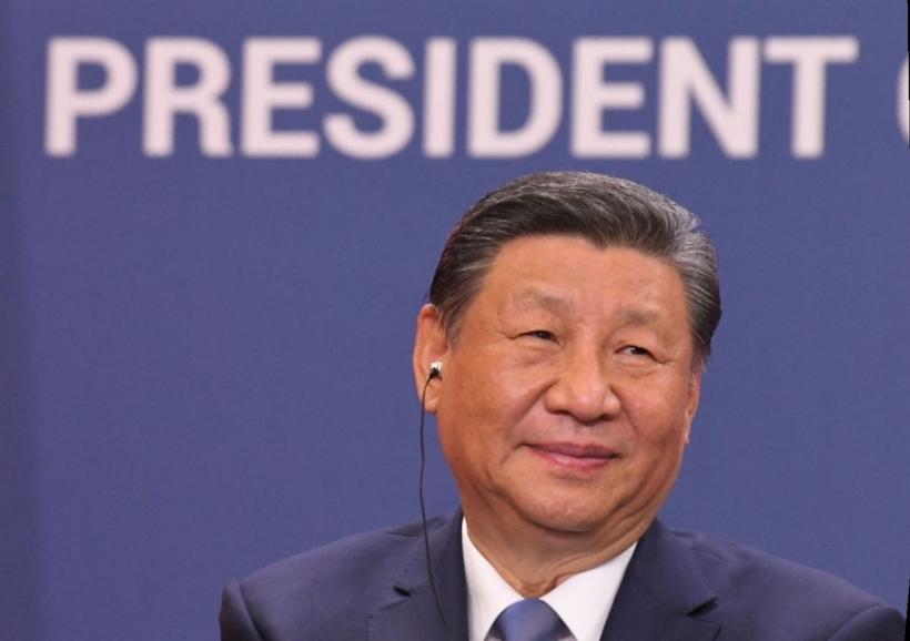 Xi Jinping a ajuns în Ungaria. Viktor Orban l-a întâmpinat pe aeroport  18897585