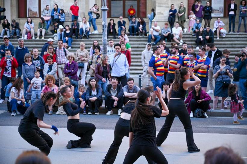 În weekendul 11-12 mai,  „Străzi deschise, București – Promenadă Urbană” activează strada Pajurei din sectorul 1 al Capitalei, iar Calea Victoriei redevine zona preferată a bucureștenilor și turiștilor 18897944