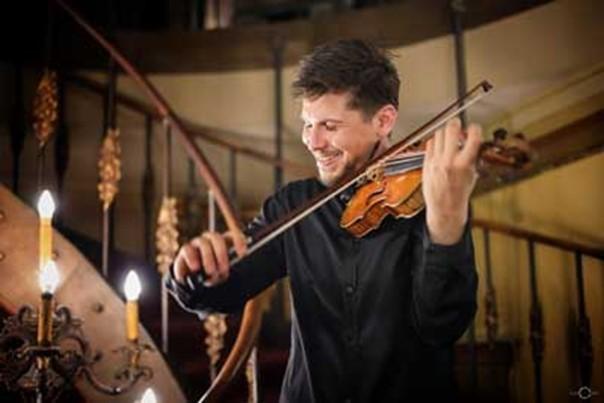 Recital cameral: violonistul Theodor Andreescu și pianista Dolores Chelariu în Stagiunea de marți seara la Ateneul Român 18897931