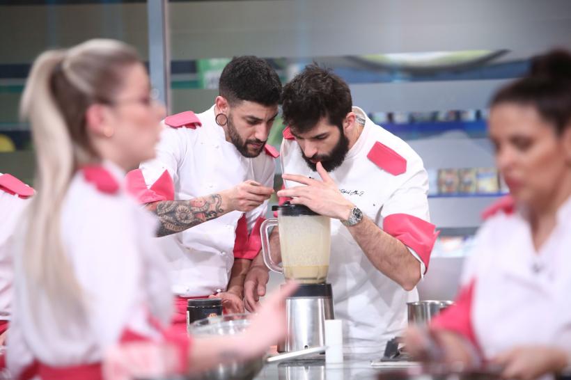 Battle-ul decisiv la Chefi la cuțite: diseară se stabilesc semifinaliștii sezonului 13 al show-ului culinar 18898183