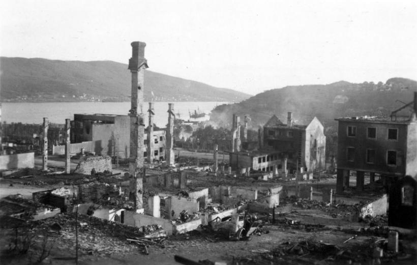 Regii Nordului, păpuși și bărbați în bătaia puștii naziste 18898216