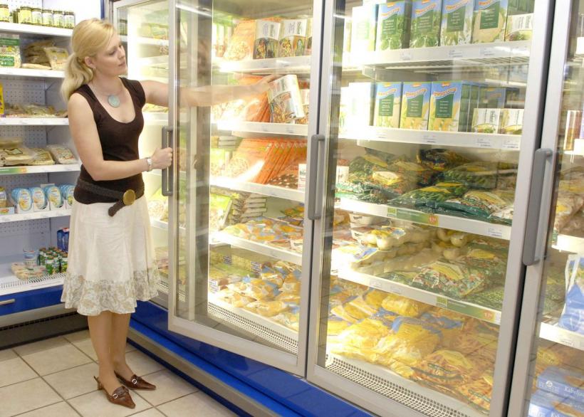 Asedierea Bruxelles-ului cu tractoare dă rezultate: UE suspendă ecologismul extrem din agricultură 18898392