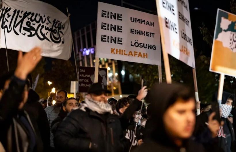 Islamiștii se plâng de „cenzură”, după ce apelurile pentru un califat în Germania au fost interzise