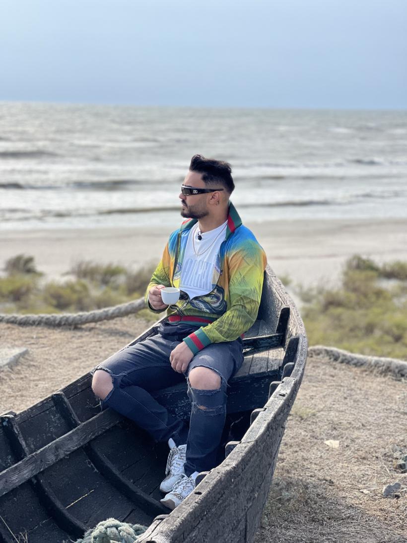 Poftiți pe la noi: Poftiți în Dobrogea! este invitația pe care Nea Marin o lansează către telespectatori 18898485