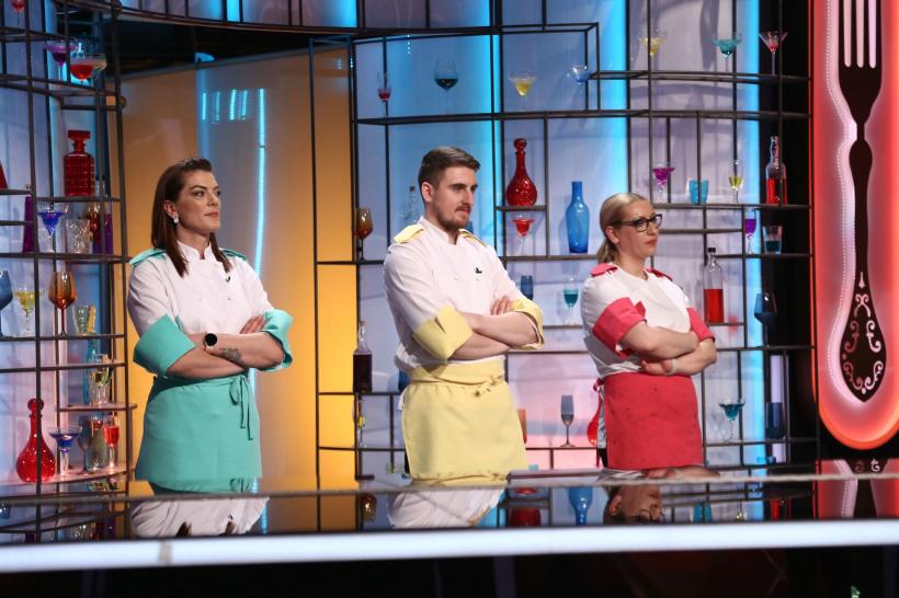 Marele câștigător al sezonului 13 Chefi la cuțite. Mihai Dragomir a câștigat marele premiu în valoare de 30.000 de euro. 18898712