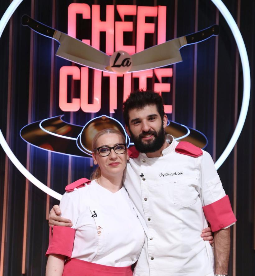 Marele câștigător al sezonului 13 Chefi la cuțite. Mihai Dragomir a câștigat marele premiu în valoare de 30.000 de euro. 18898713