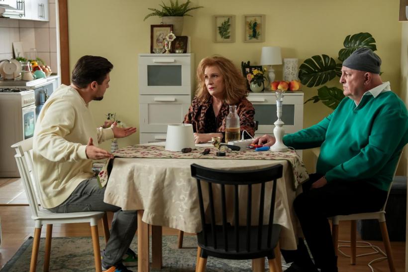 Penultimele episoade ale celui de-al treilea sezon Lia – Soţia soţului meu, în topul preferinţelor publicului comercial feminin. Serialul, lider de audienţă, peste Survivor 18898902