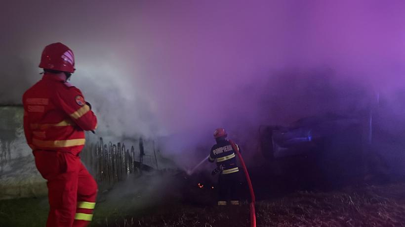 Incendiu devastator la Tulcea: Un bărbat a ars de viu în locuința sa care a luat foc 18898982