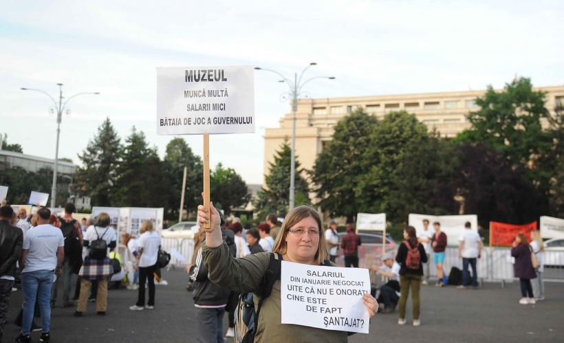 Noaptea muzeelor închise: Oamenii de la „cultură” au salarii de mii de euro pe lună 18899200