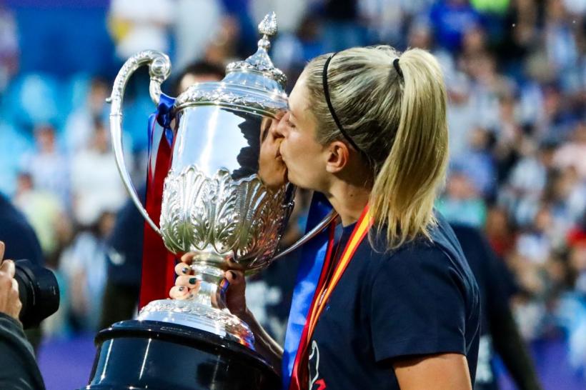 Alexia Putellas refuză interesul cluburilor din SUA și semnează un contract pe doi ani cu Barcelona 18899599