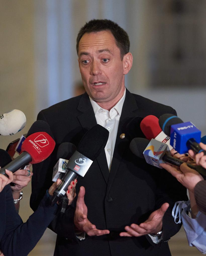 Un deputat UDMR vrea, prin lege, ca statul să reabiliteze, din bani publici, drumurile aflate pe terenuri private 18899414