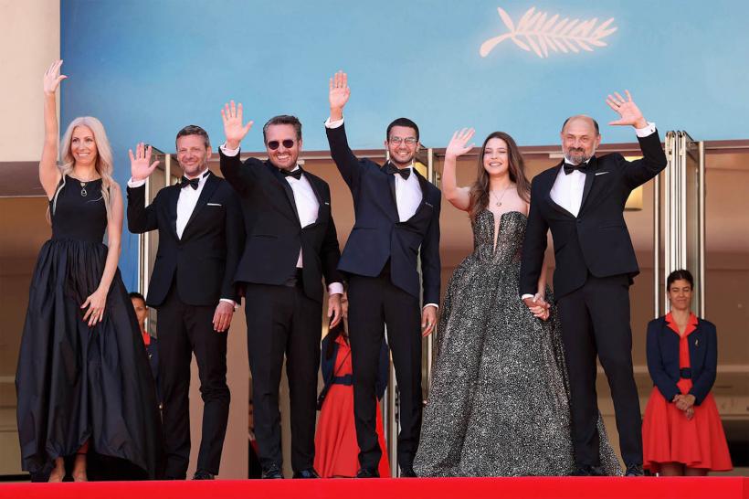 Trei kilometri până la capătul lumii, în regia lui Emanuel Pârvu, primit cu aplauze la Cannes de către public și presă 18899399