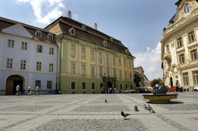 Sibiul, votat destinația turistică a anului și oraș care inspiră