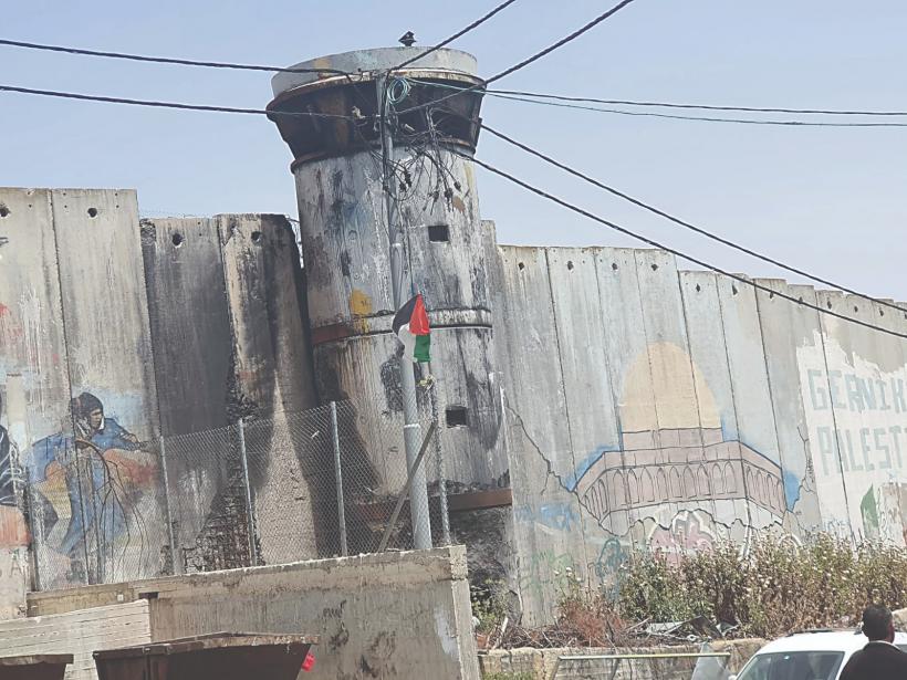 O privire în orașul-cușcă de lângă Betleem. Jurnalul, singura publicație din estul Europei care a reușit să pătrundă în tabăra „de risc” Aida Camp, din Palestina 18899944