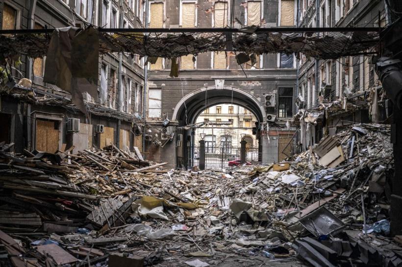 Mai mulți morți și răniți după cel mai recent atac al Rusiei în Harkov 18900230