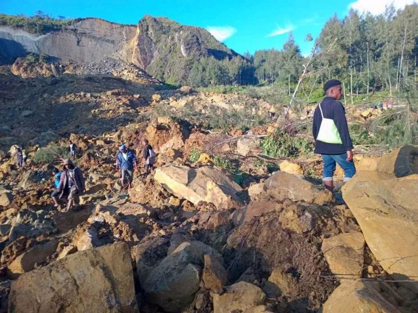 Alunecări de teren criminale: Încă trei cadavre au fost dezgropate în Papua Noua Guinee