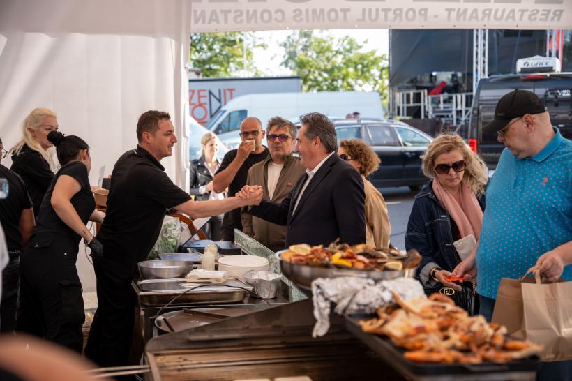 Constanța este gazda Festivalului Tradițiilor și Gastronomiei Pescărești 18900326