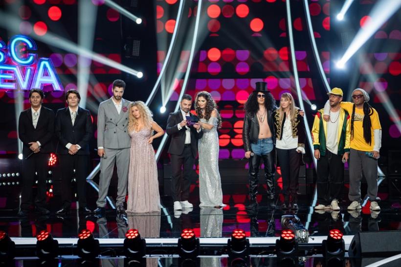 Ilona şi Ristei, câştigătorii sezonului 20 Te cunosc de undeva! 18900264