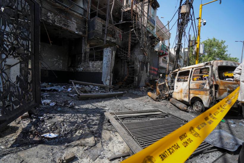 Un incendiu a ucis șase nou-născuți la o maternitate din capitala Indiei. Proprietarul spitalului a fugit 18900283