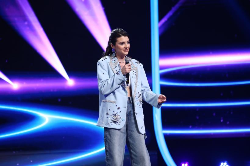 Mădălina Mihai a câștigat a câștigat marele premiu și trofeul în finala sezonului 16 iUmor. Delia: „Ești foarte sigură pe tine, nu ți-am simțit emoțiile” 18900442