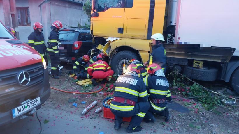 Accident cu opt victime, dintre care trei în stare critică, în Mureș 18901133