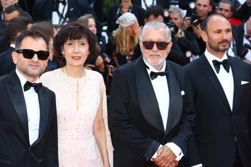 Festivalul de la Cannes, prin ochii unui român: fotograful Cristian Radu Nema. Glamour și strălucire pe covorul roșu, muncă pe brânci în culise 18900883