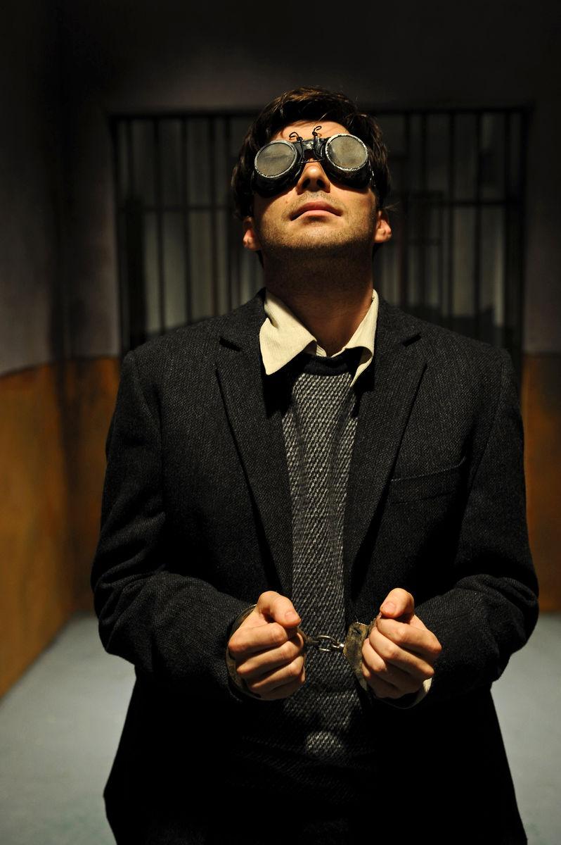 Radu Gabrea și Eginald Schlattner. Film & Literatură.  Proiecția filmului „Mănuși roșii” 18900926