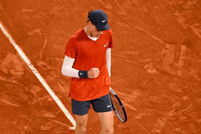 Sinner îl învinge pe Moutet și se califică în sferturile de finală de la Roland Garros 18901569