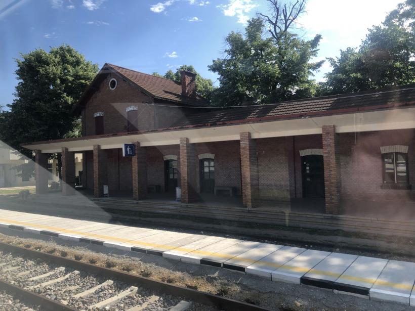 Trenul de Giurgiu a întârziat 19 ani și 15 minute 18901494