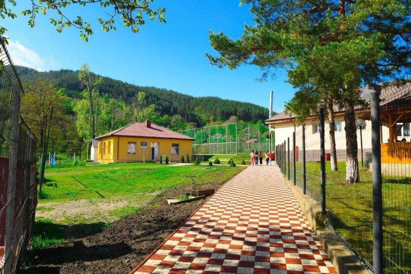 Grădinița „Prichindelul” din Lopătari, renovată de Asociația BookLand 18901800